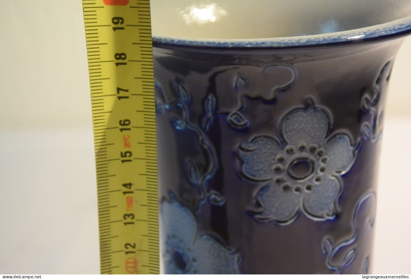 C59 Magnifique Vase Soliflore En Faïence Décorée SIGNE' - Vases