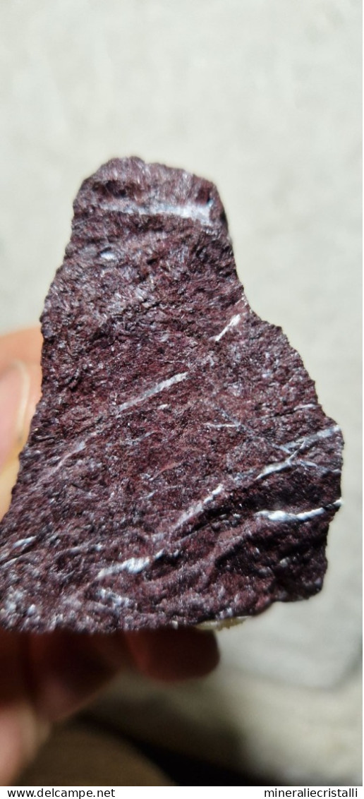 Piemontite Tremolite 78,44gr San Marcel Valle D'Aosta Italia - Minéraux