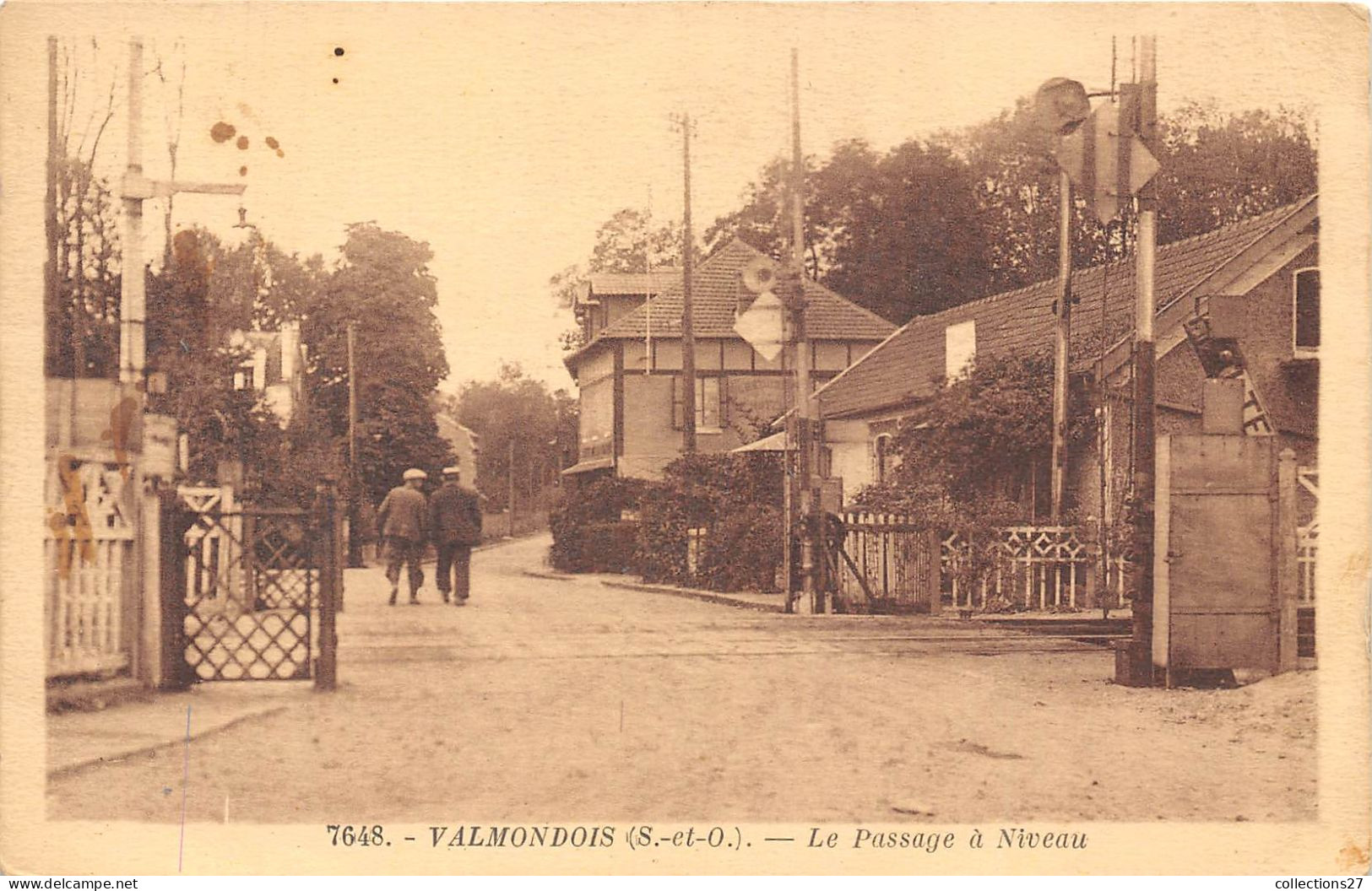 95-VALLANGOUJARD- LE PASSAGE A NIVEAU - Valmondois