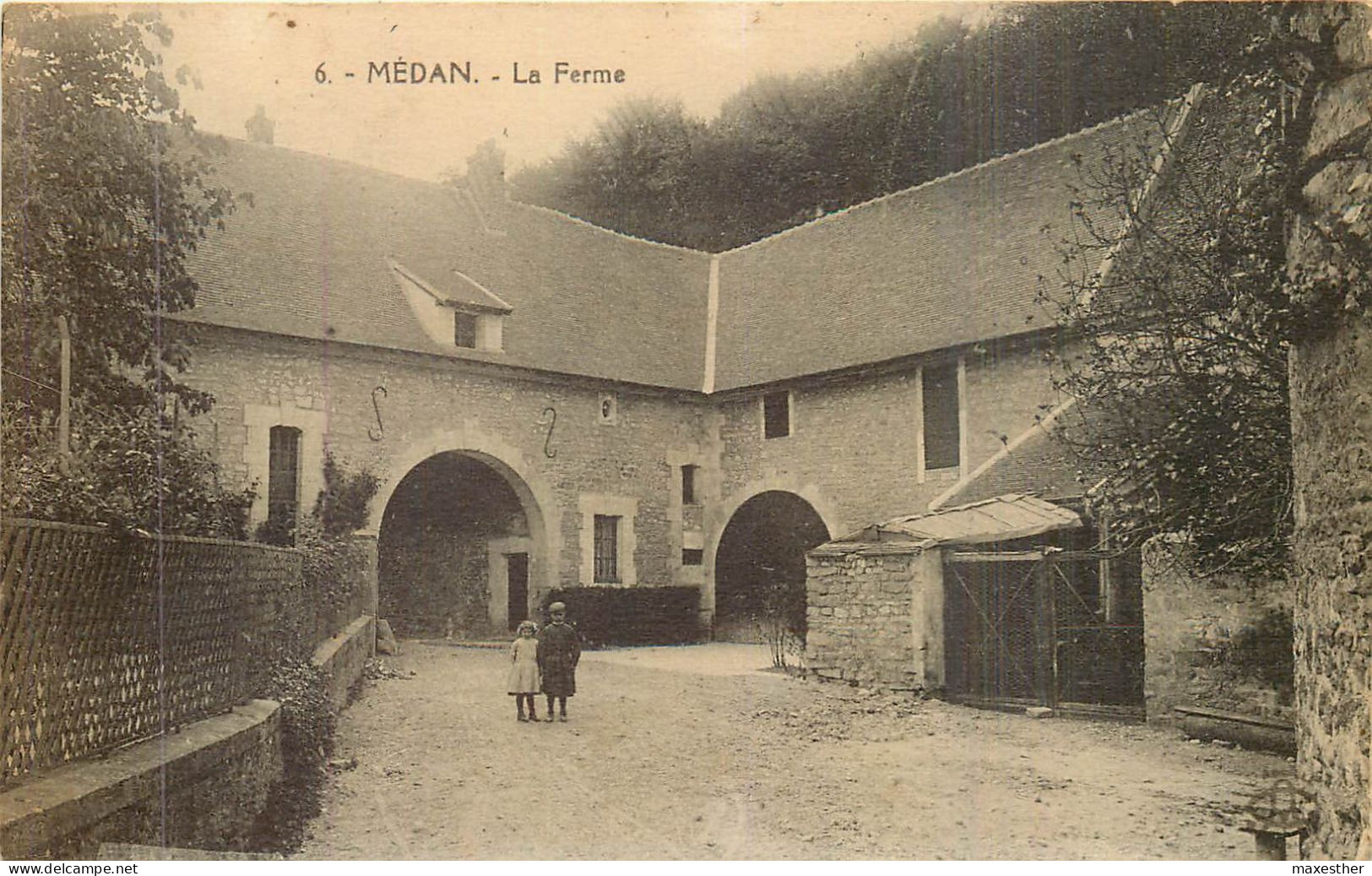 MÉDAN La Ferme - Medan