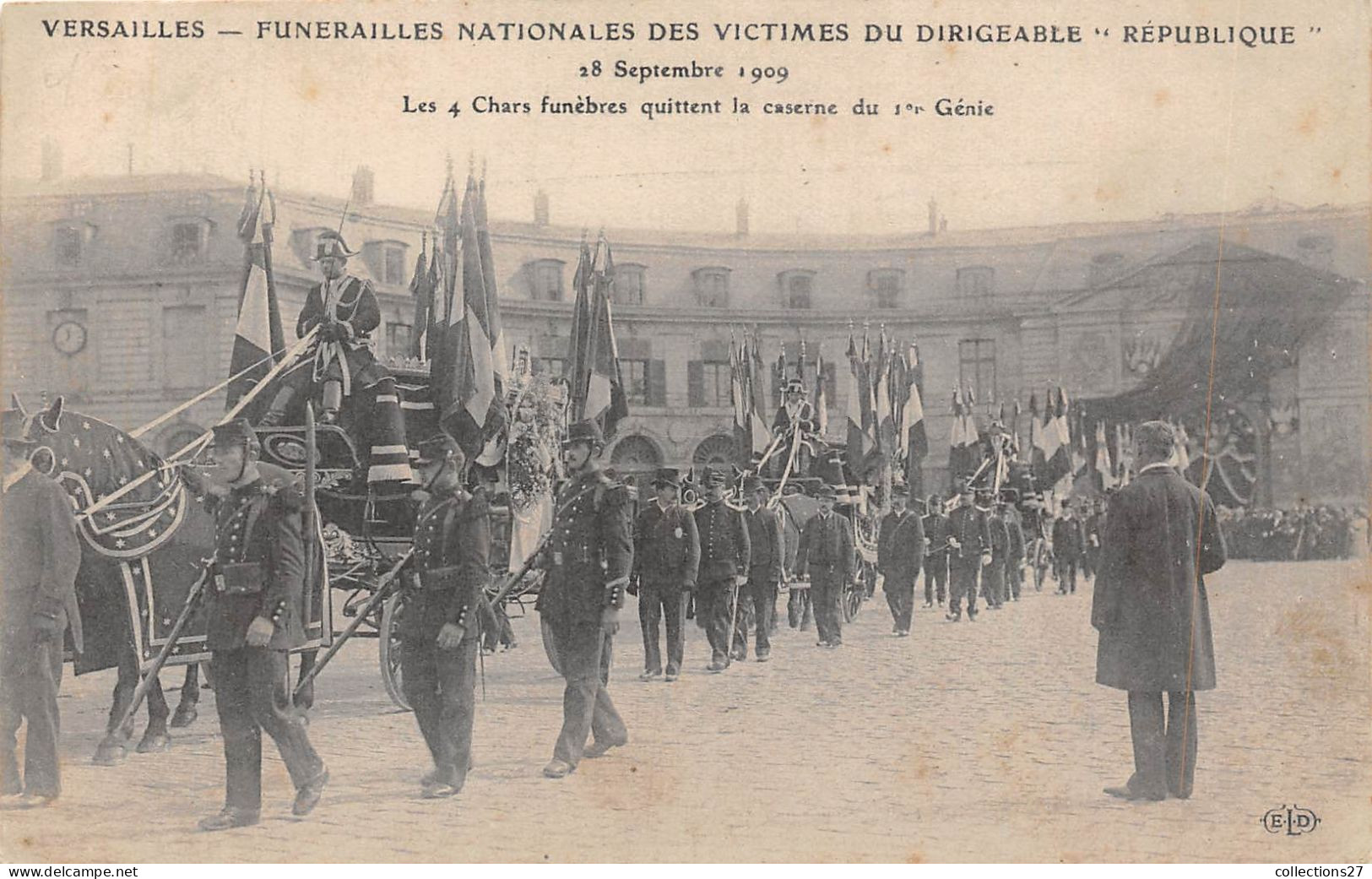 78-VERSAILLES- FUNERAILLES NATIONALES DES VICTIMES DU DIRIGEABLE REPUBLIQUE,LES 4 CHARS FUNEBRES... - Versailles