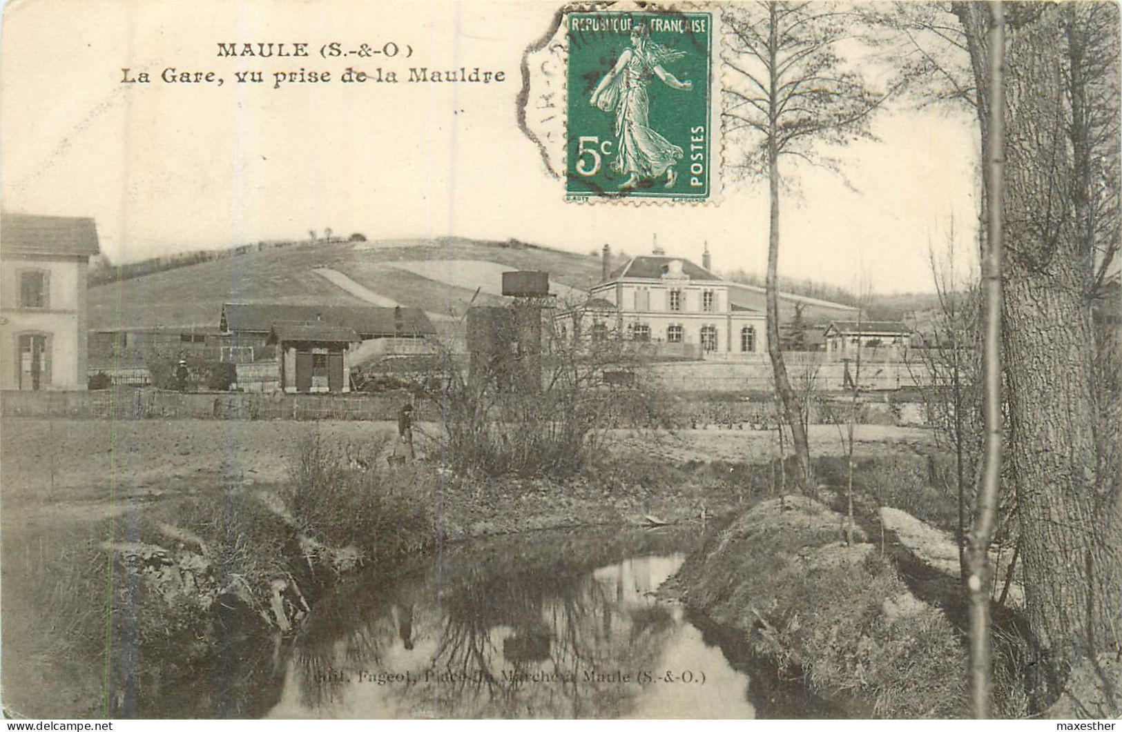 MAULE La Gare Depuis La Mauldre - Maule