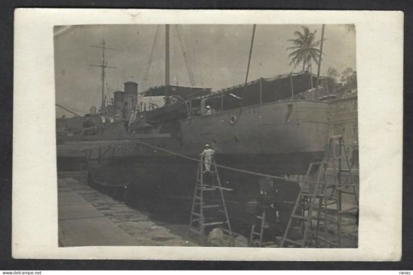 CPA Saint Pierre Et Miquelon Carte Photo RPPC Voir Scan Du Dos Navire De Guerre REGULUS Raliant Miquelon RARE - Saint-Pierre-et-Miquelon