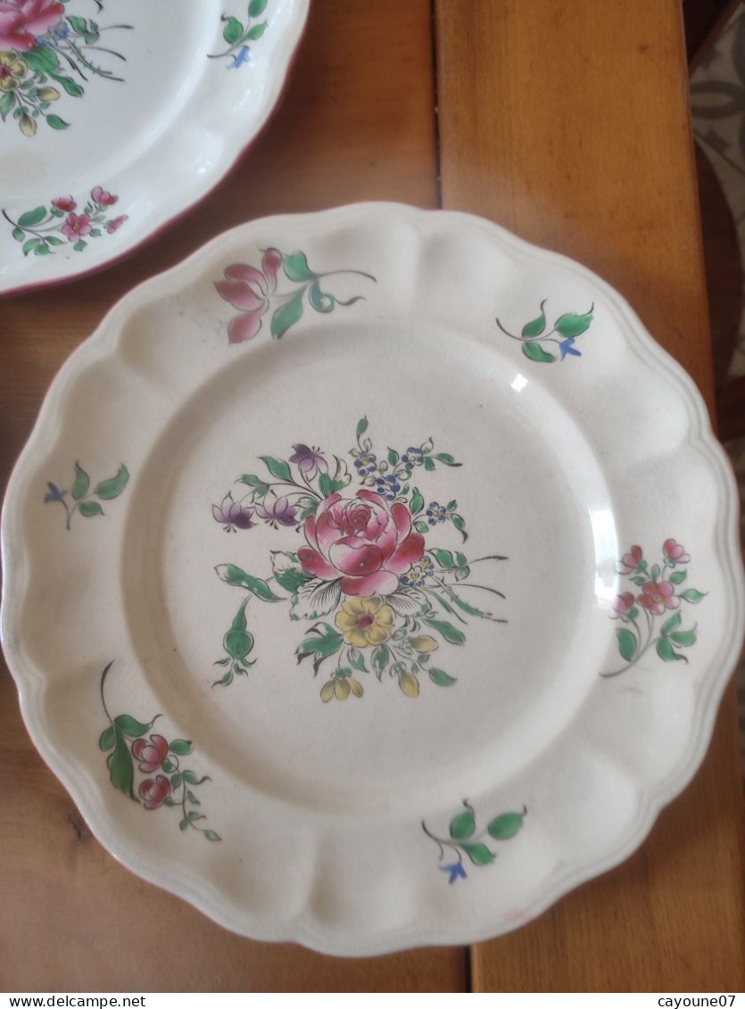 Keller & Guérin Demi Porcelaine Trois Assiettes Décor A La Strasbourg  1892/1922 - Lunéville (FRA)