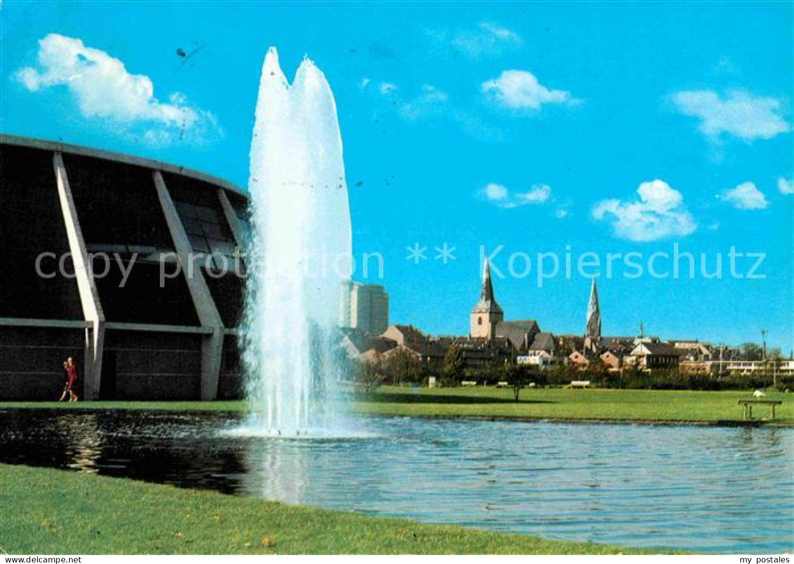 72765289 Luenen Luener Park Rundturnhalle Fontaene Luenen - Lünen