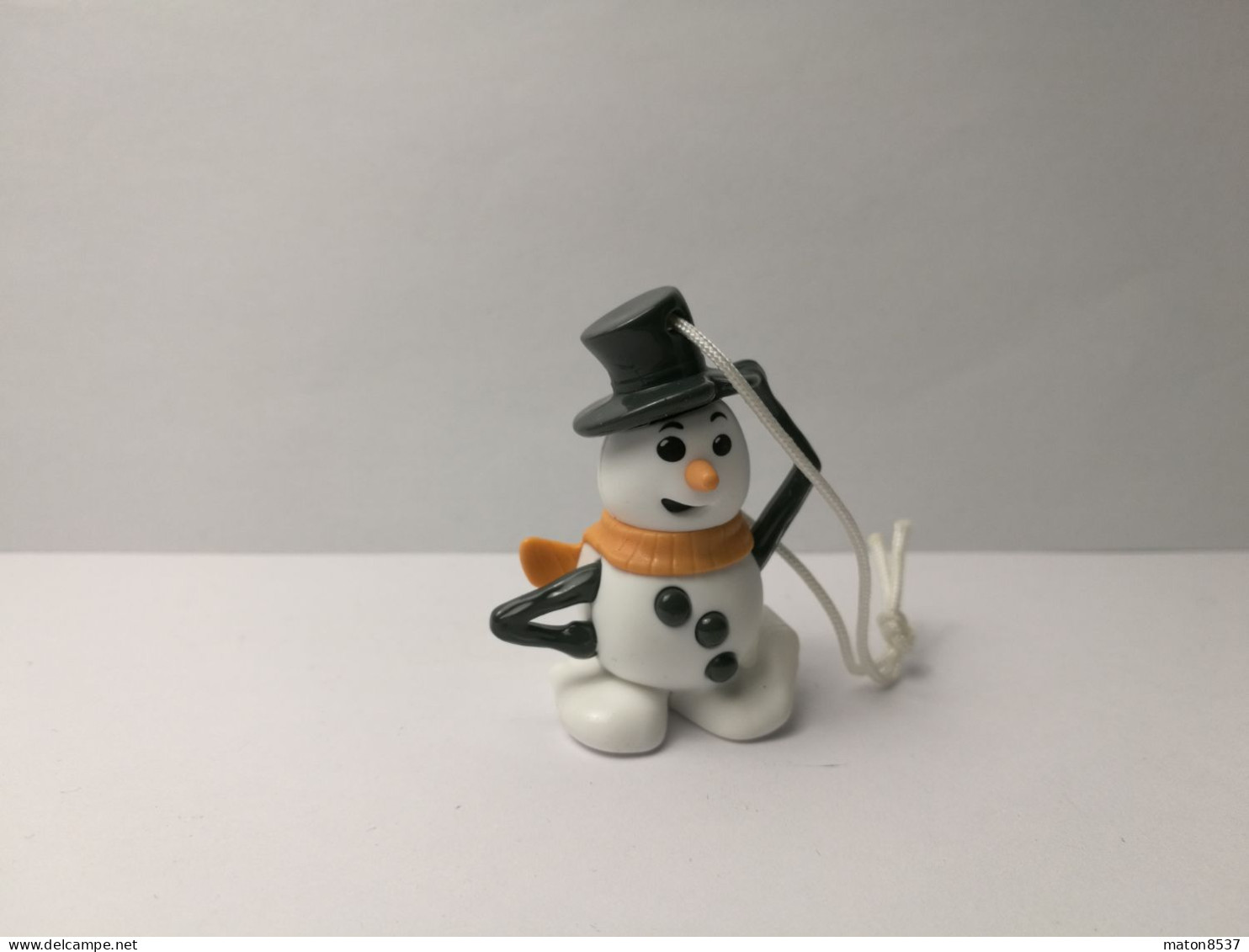 Kinder :  MPG VU298  Christmas 2021 - Schneemann - Aufstellfiguren