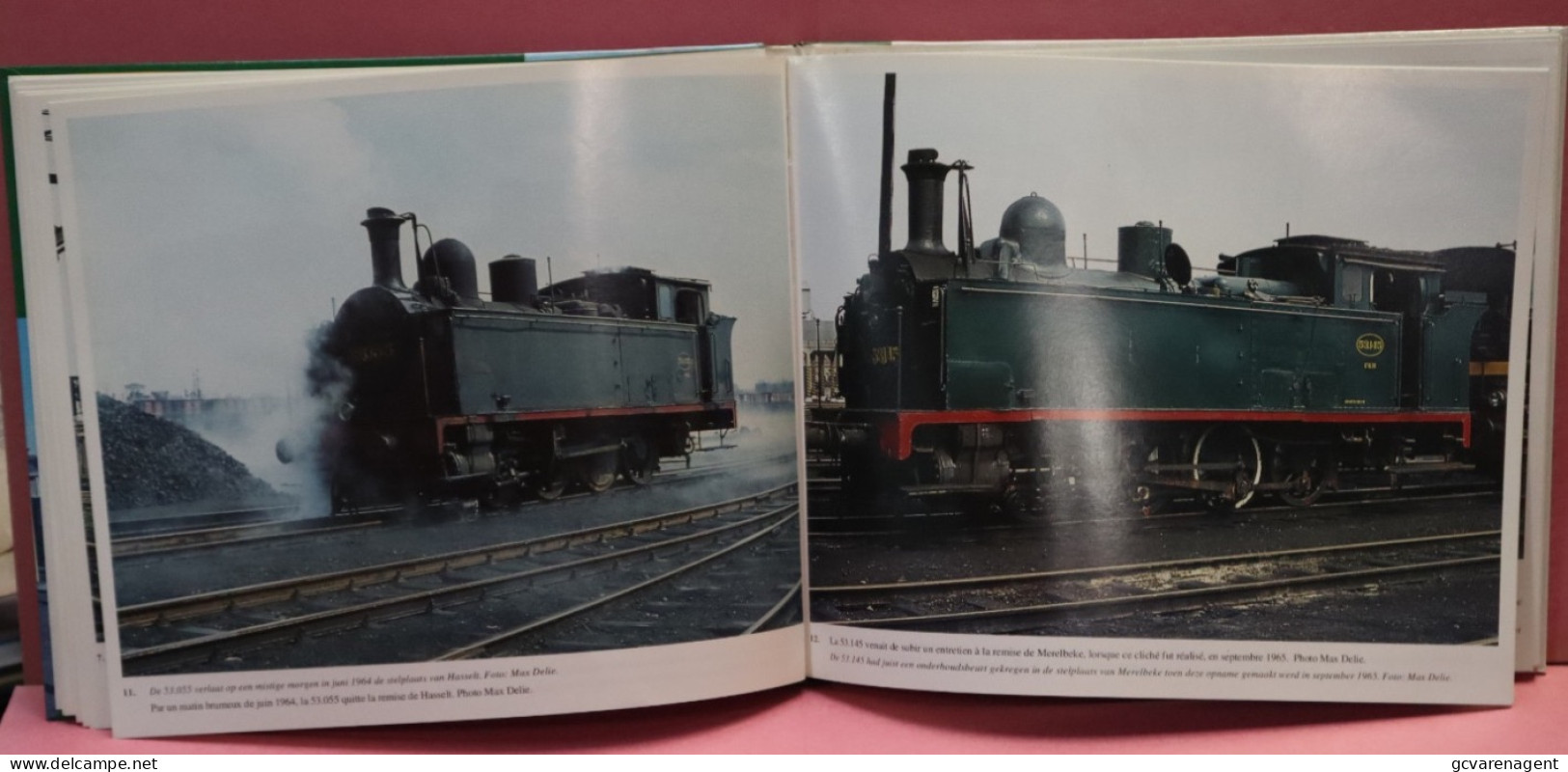 2 TALIG - SNCB COULEURS  KLEUREN NMBS  1961 - 1970 51 BLZ TEKST 95 AFBEELDINGEN - MOOIE STAAT  26 X 21 CM  - VOIR IMAGES - Railway & Tramway
