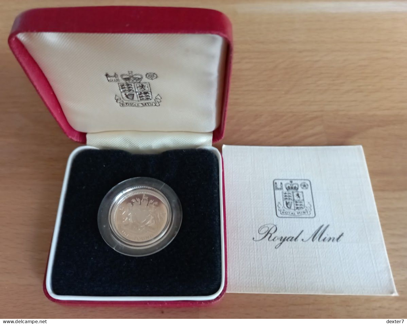 United Kingdom UK 1983 Silver 1 Pound PROOF In Box - 5 Pounds