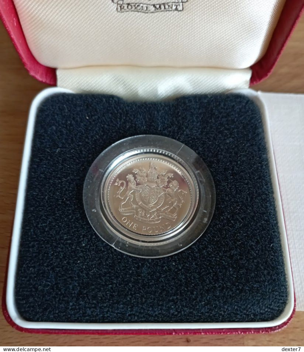 United Kingdom UK 1983 Silver 1 Pound PROOF In Box - 5 Pounds