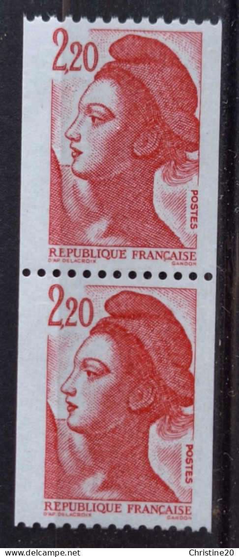 France 1985 N°2379c + N°2379d  **TB Cote 10€ - Roulettes