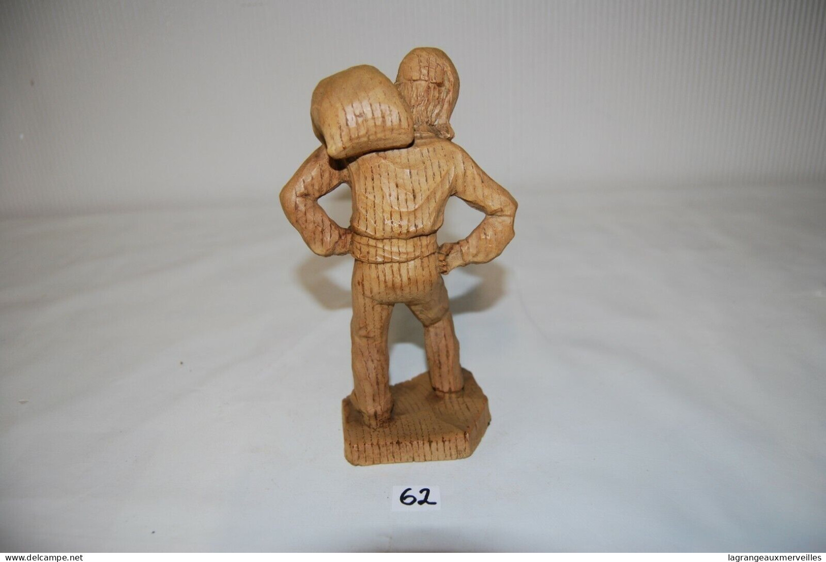 C62 Statuette - Ouvrier De Moisson - Graine - Hout