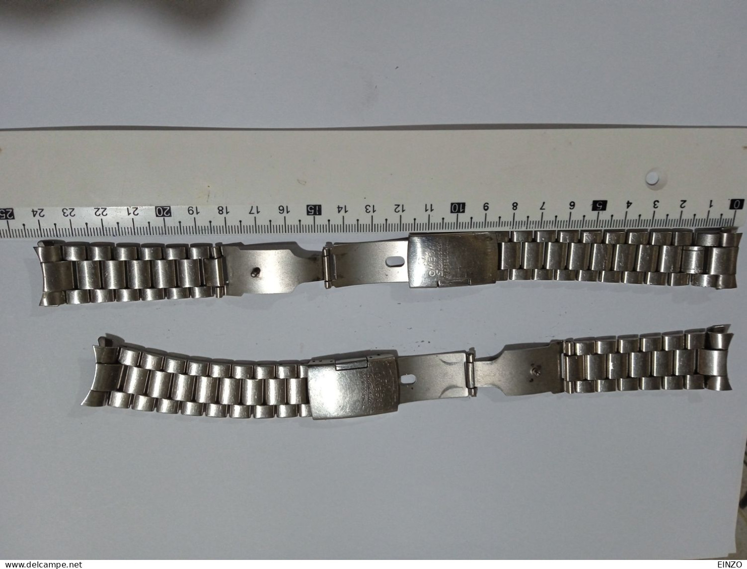 Vintage Deux Bracelets De Montre Omega Professionnel 20m/22m - Montres Anciennes