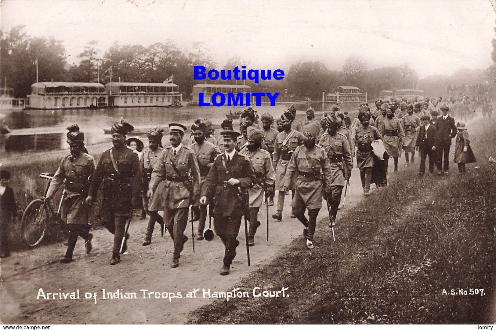 Angleterre Arrival Of Indian Troops At Hampton Court CPA Troupes Indiennes - Hampton Court