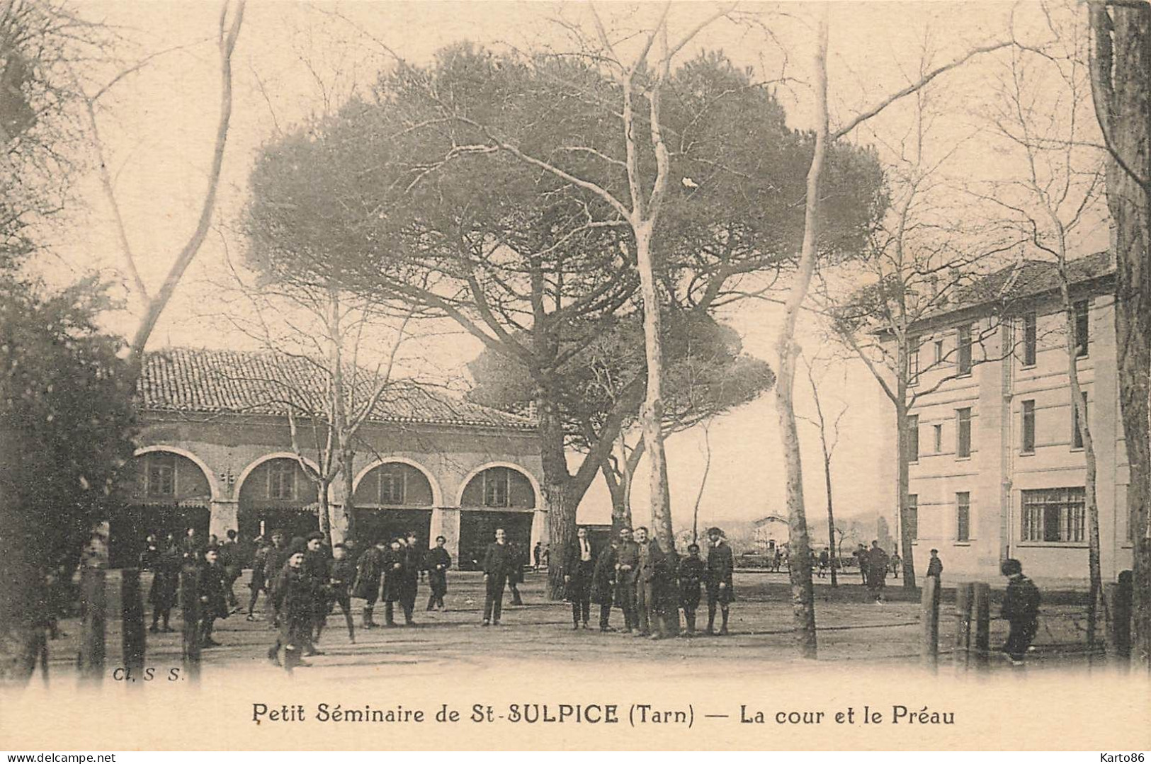 St Sulpice * Petit Séminaire , La Cour Et Lr Préau * Enfants écoliers élèves école Groupe Scolaire Récréation Jeux - Saint Sulpice