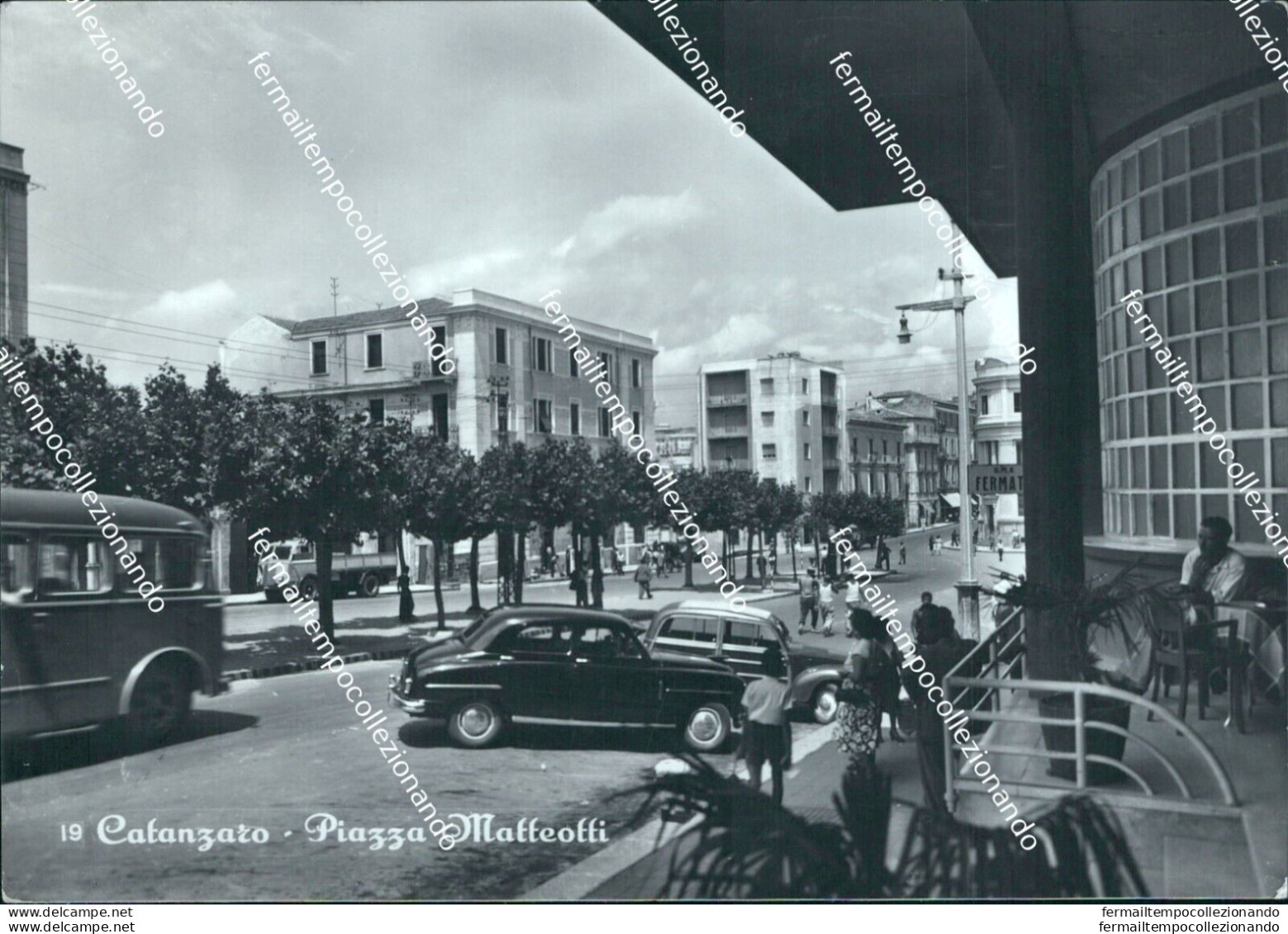 Ci496 Cartolina Catanzaro Citta'   Piazza Matteotti Calabria - Catanzaro