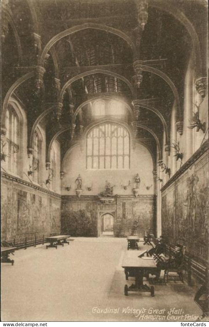 70985561 Hampton Court Palace Gardinal Wolseys Great Hall Hampton Court - Herefordshire