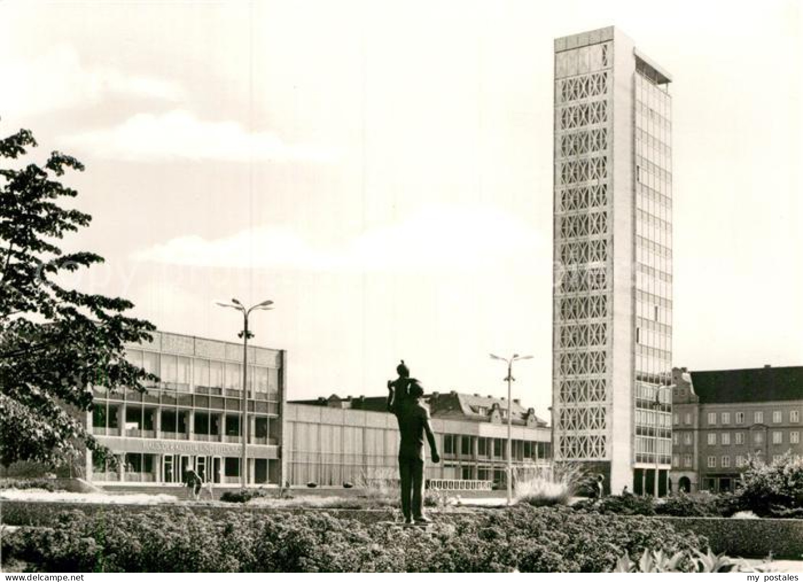 72986433 Neubrandenburg Haus Der Kultur Und Bildung Hochhaus Neubrandenburg - Neubrandenburg