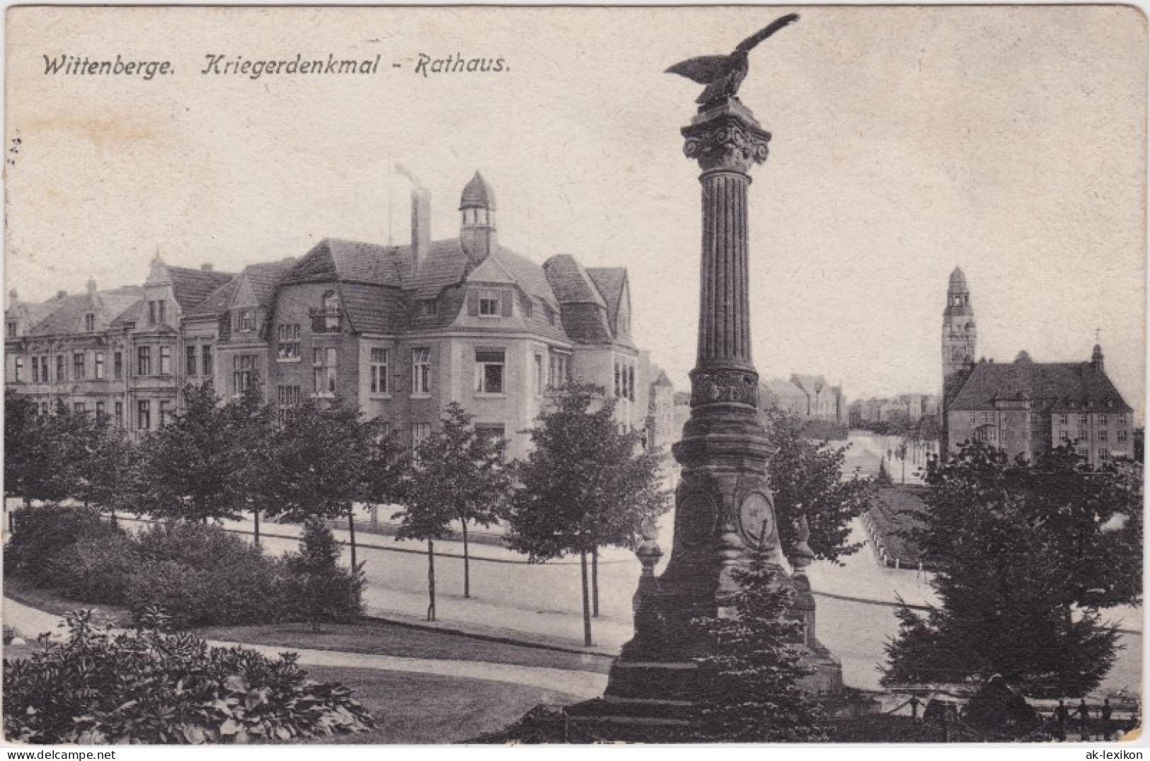 Ansichtskarte Wittenberge Kriegerdenkmal, Rathaus Und Strasse 1917  - Wittenberge