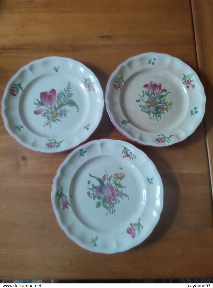 Keller & Guérin Trois Petites Assiettes Plates En Faïence Décor à La Strasbourg Vers 1889 - Lunéville (FRA)