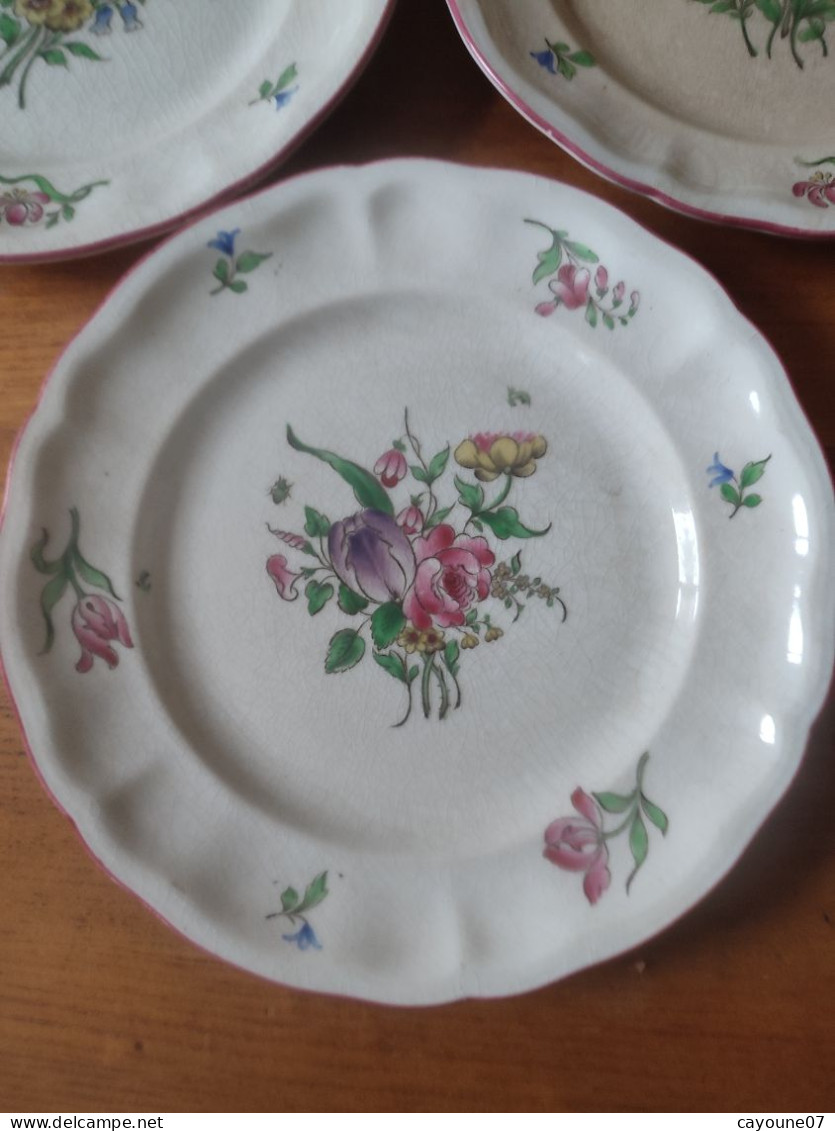 Keller & Guérin Trois Petites Assiettes Plates En Faïence Décor à La Strasbourg Vers 1889 - Lunéville (FRA)