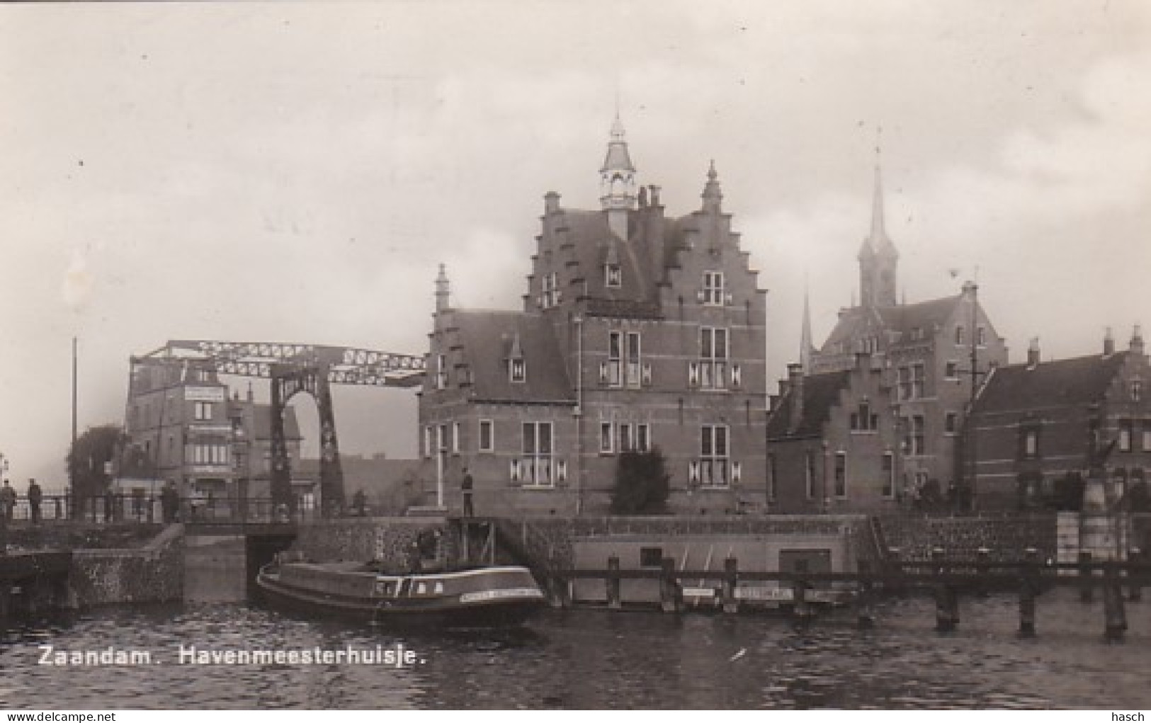 1854	13	Zaandam, Havenmeesterhuisje +/- 1955 - Zaandam
