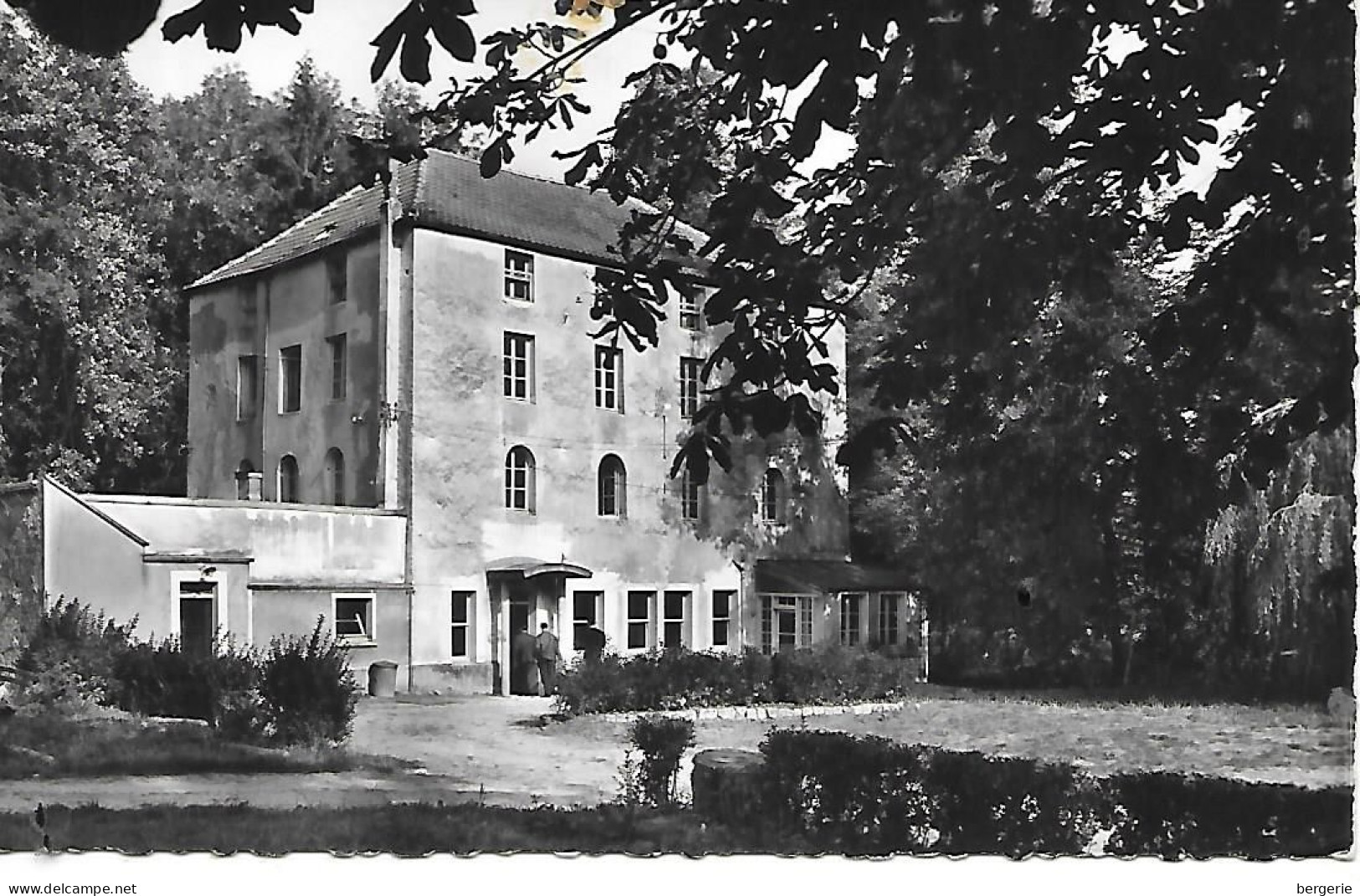 C/170           91   Boissy La Riviére  -  Centre D'éducation Ouvriére Et Sociale De La  C.F.D.T. - Domaine De Bierville - Boissy-la-Rivière