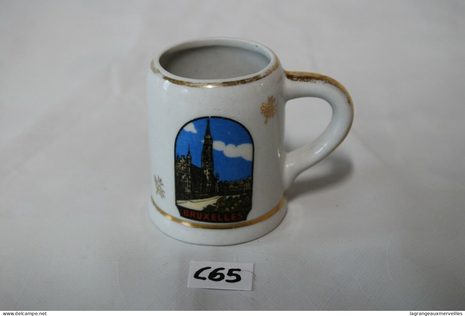 C65 Tasse - Souvenir De Bruxelles - Belgium - Souvenirs