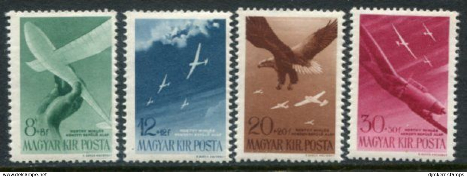 HUNGARY 1943 Horthy Aviation Fund MNH / **.  Michel 731-34 - Unused Stamps