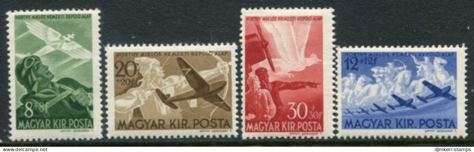 HUNGARY 1942 Horthy Aviation Fund MNH / **.  Michel 687-90 - Unused Stamps