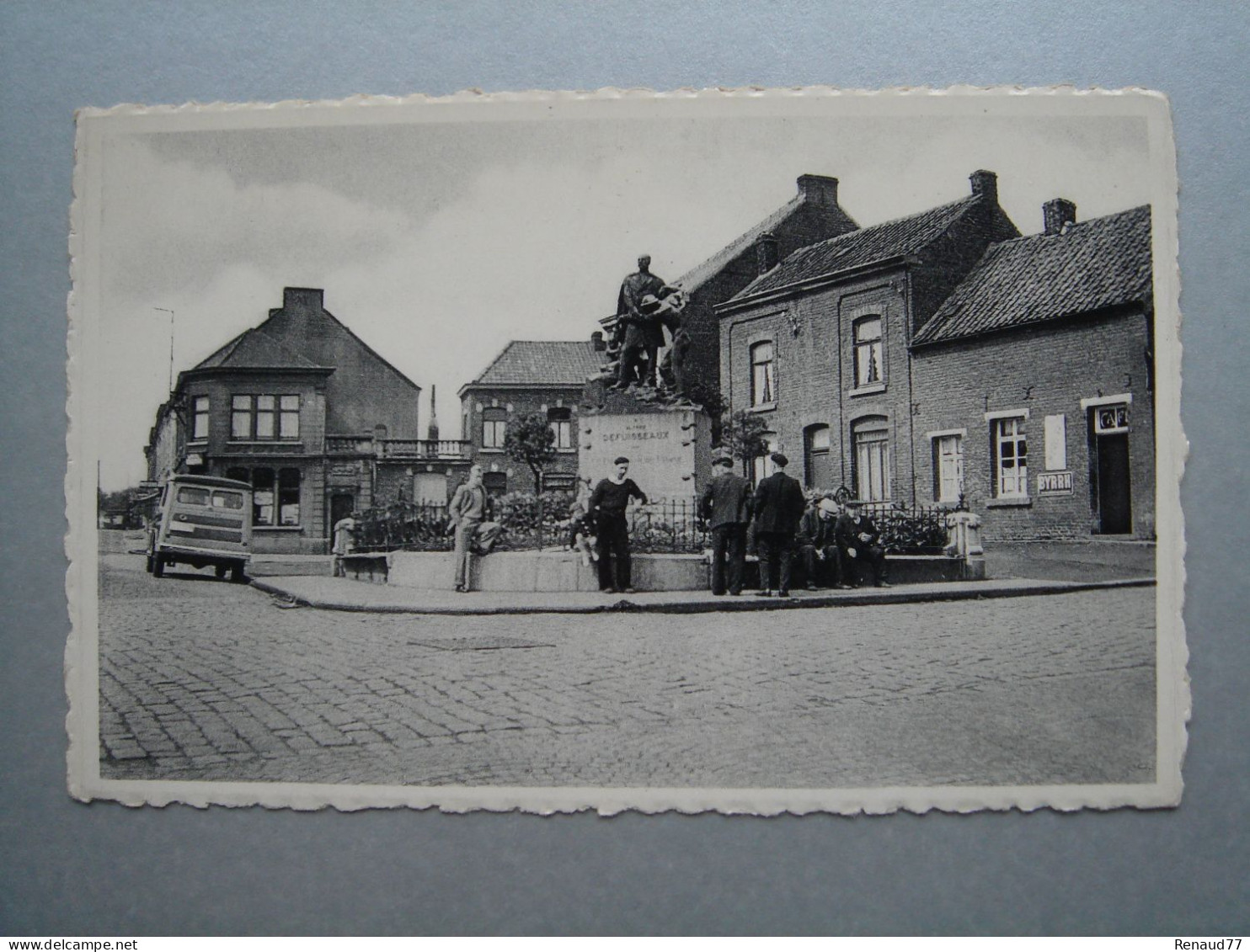 Frameries - Monument Alfred Defuisseaux - Frameries