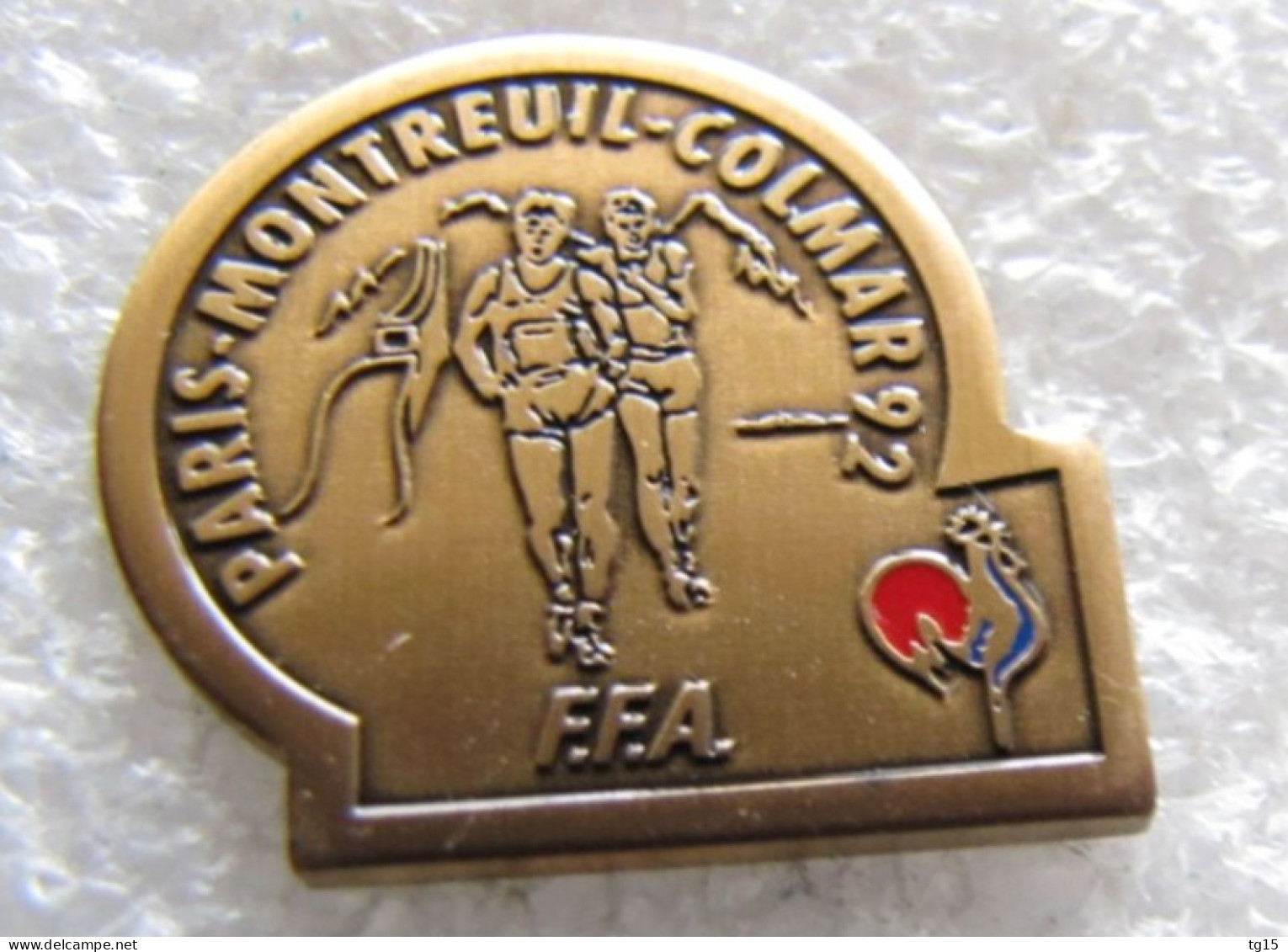 PIN'S    SPORT  ATHLÉTISME   COQ   PARIS MONTREUIL COLMAR - Leichtathletik