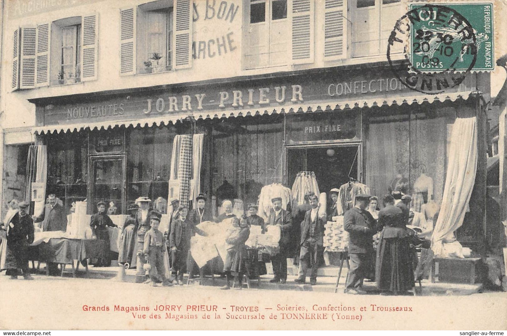 CPA 10 TROYES / GRAND MAGASIN JORRY PRIEUR / SOIERIES / CONFECTIONS ET TROUSSEAUX / VUE DES MAGASINS - Troyes