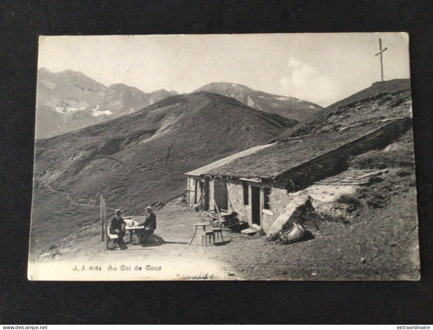 Champéry Cabane Du Col De Cou  No.330 Circulée - Champéry