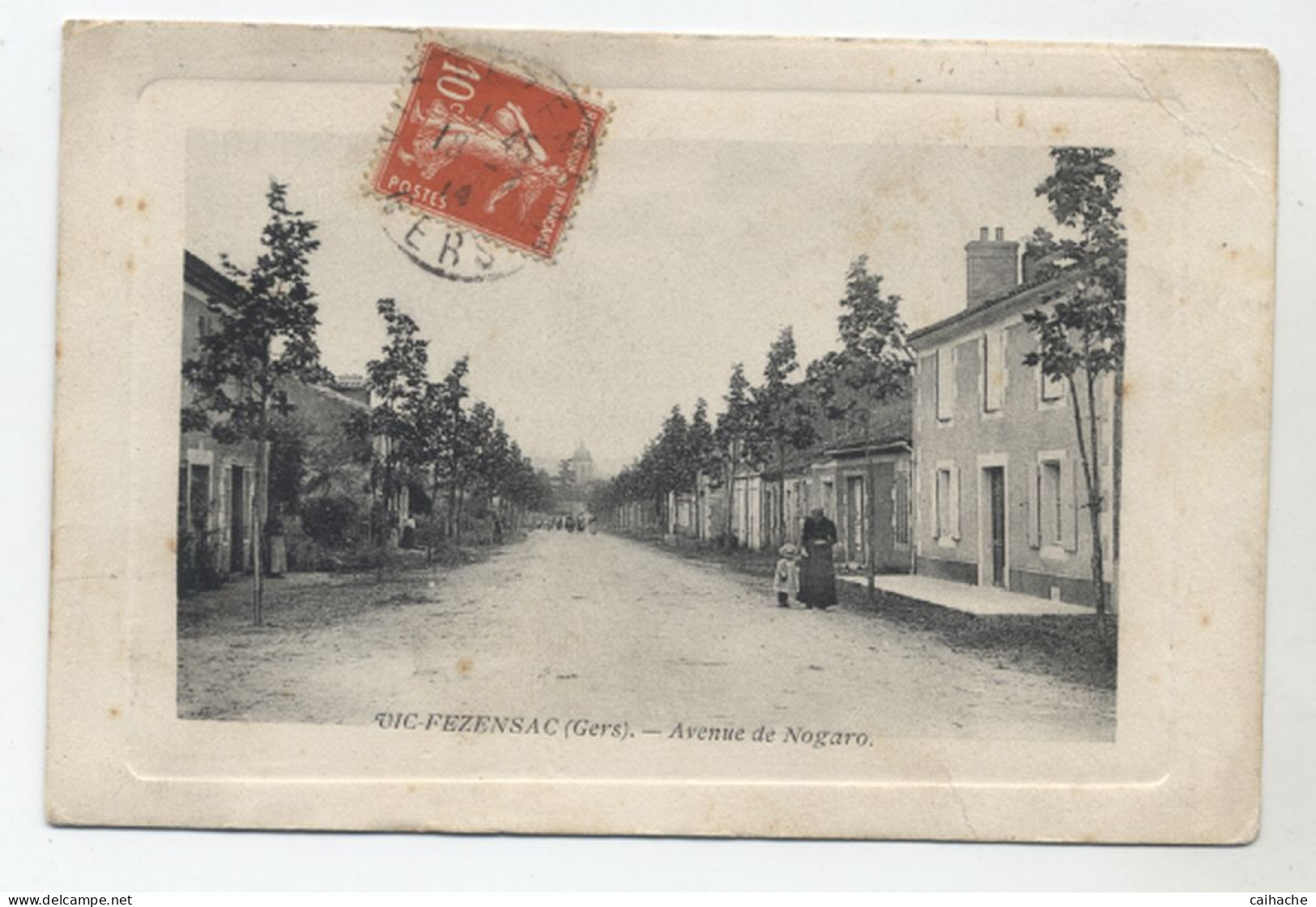 32 - VIC FEZENSAC - Avenue De Nogaro - Peu Courante - - Vic-Fezensac