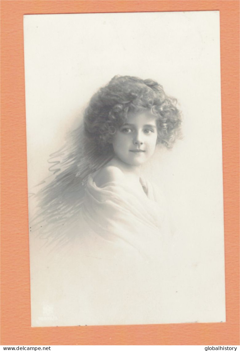 XB1197 JEUNE FILLE, ENFANT, GIRL FAMOUS MODEL GRETE REINWALD NAKED SHOULDER IN LACE DRESS RPPC - Ritratti