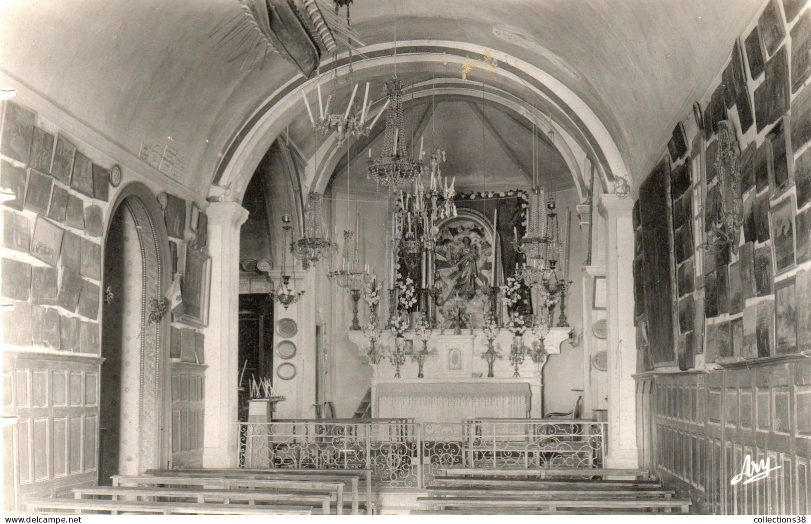 Allauch - Intérieur Du Sanctuaire De Notre-Dame Du Château - Allauch