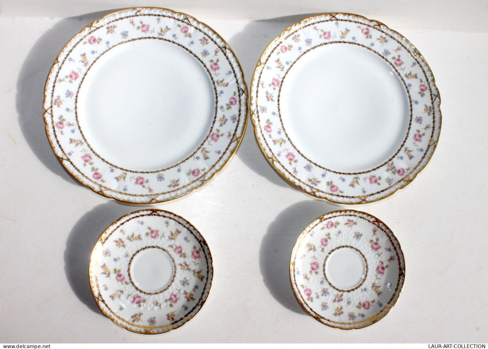 LIMOGES CFH GDM MAGNIFIQUE ENSEMBLE TASSE, SOUCOUPE, ASSIETTE EN PORCELAINE, XXe / ART DE LA TABLE DECORATIF (1102.5)