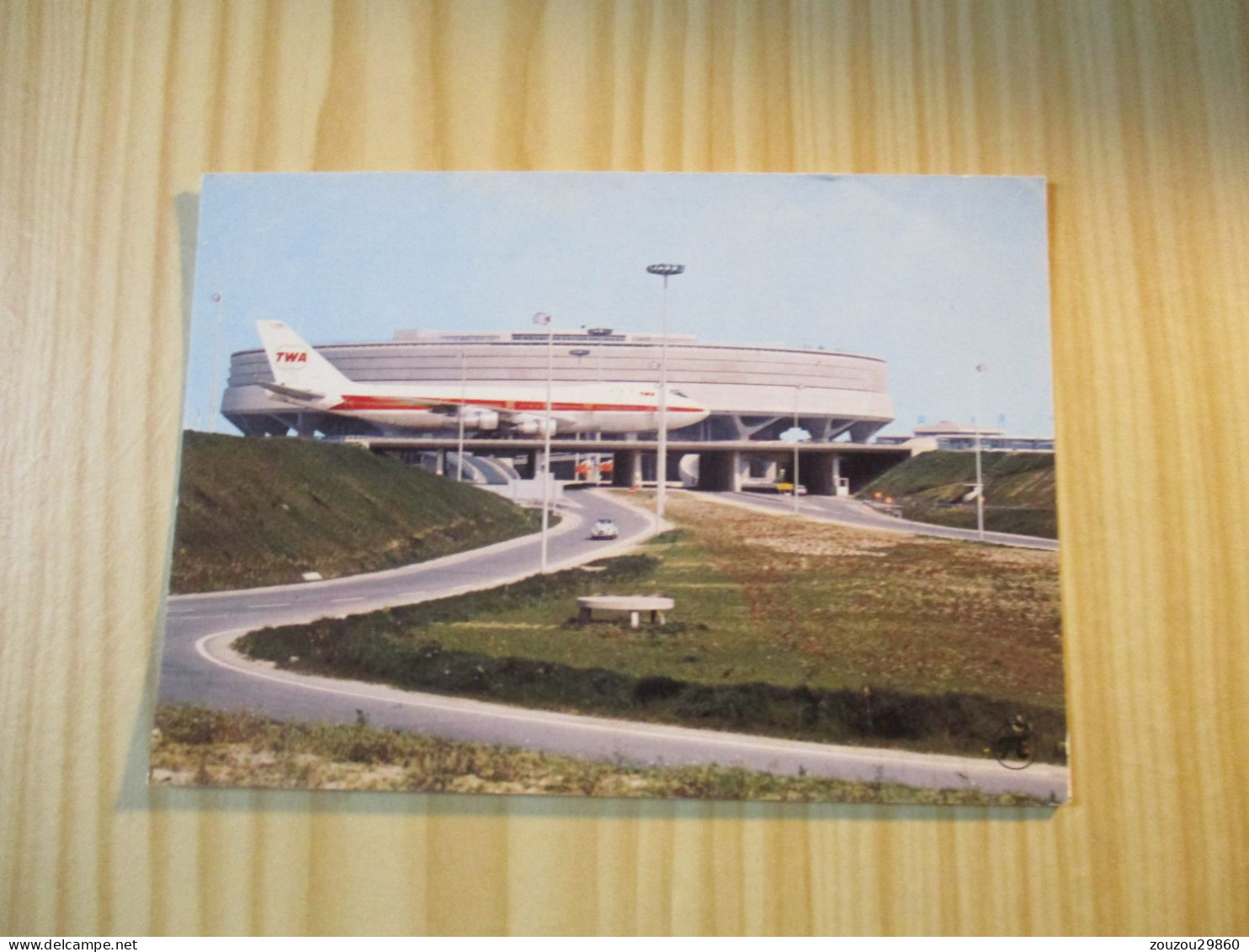 Roissy-en-France (95).Aéroport Charles De Gaulle - Boeing 747 De La T.W.A. Et L'aérogare. - Roissy En France