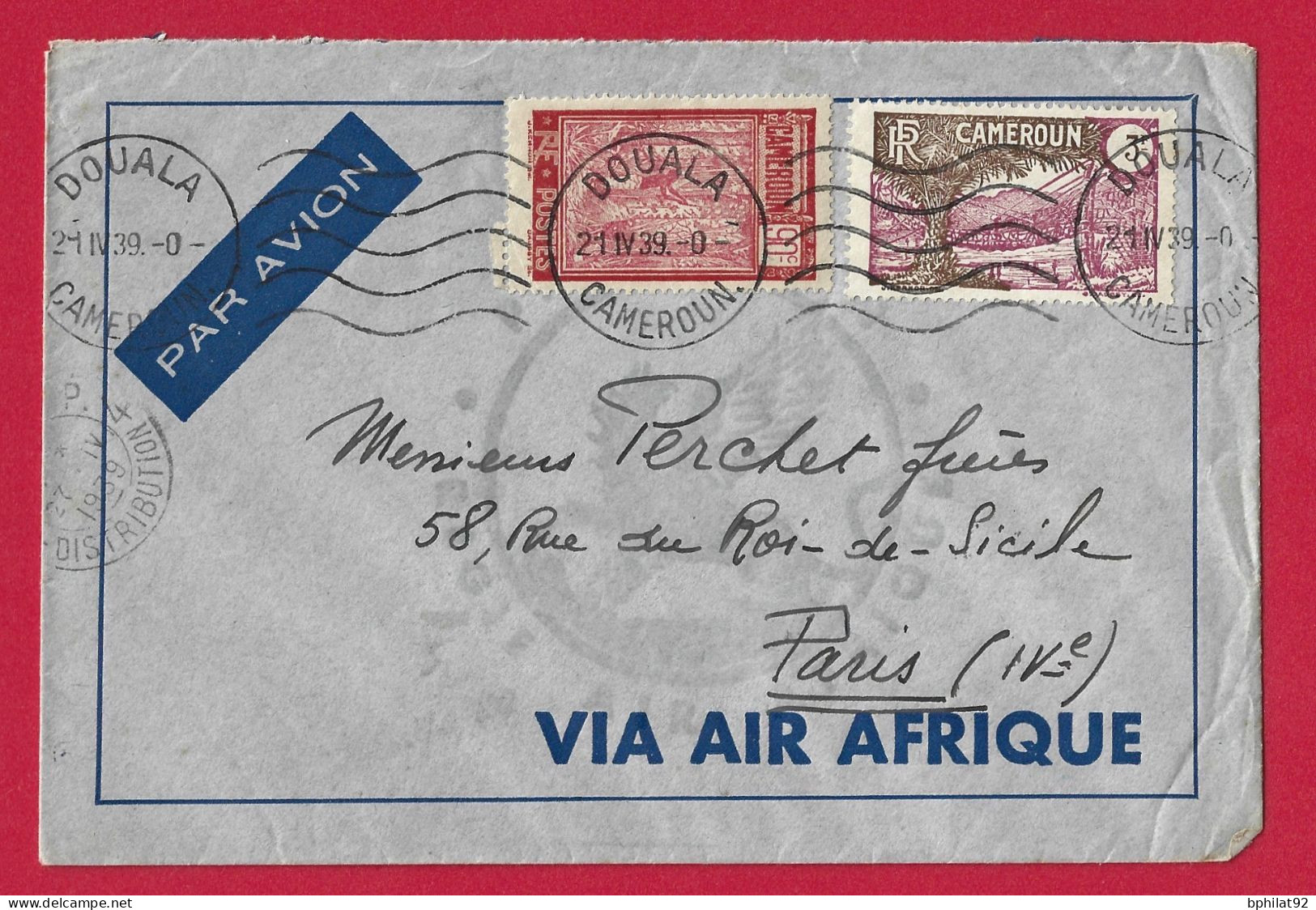 !!! CAMEROUN, LETTRE PAR AVION POUR PARIS VIA AIR AFRIQUE, CACHET DE DOUALA, DU 21 AVRIL 1939 - Airmail