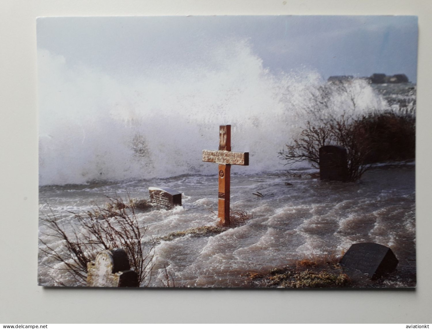 Hallig Hooge - Kirchwarft Sturmflut Am 24.11.1981 - Kreuz Golgatha - Halligen