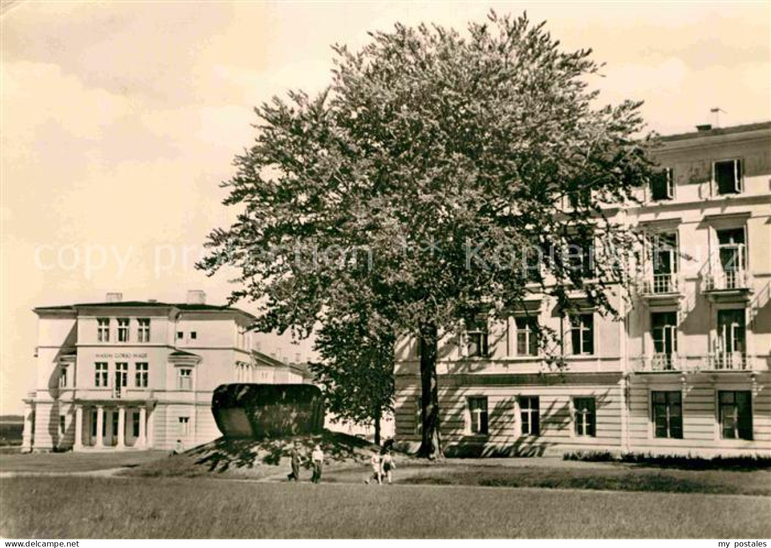 72703516 Heiligendamm Ostseebad Sanatorium Fuer Werktaetige Haus Berlin Und Maxi - Heiligendamm