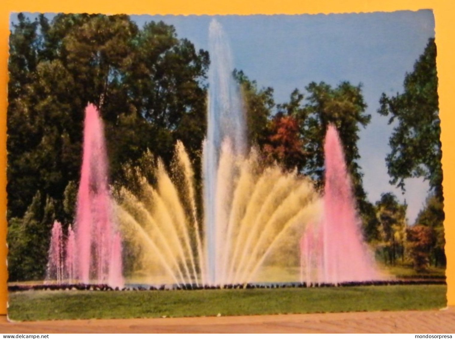 (T1) TORINO - PARCO DEL VALENTINO E LA NUOVA FONTANA LUMINOSA - VIAGGIATA - Parks & Gardens