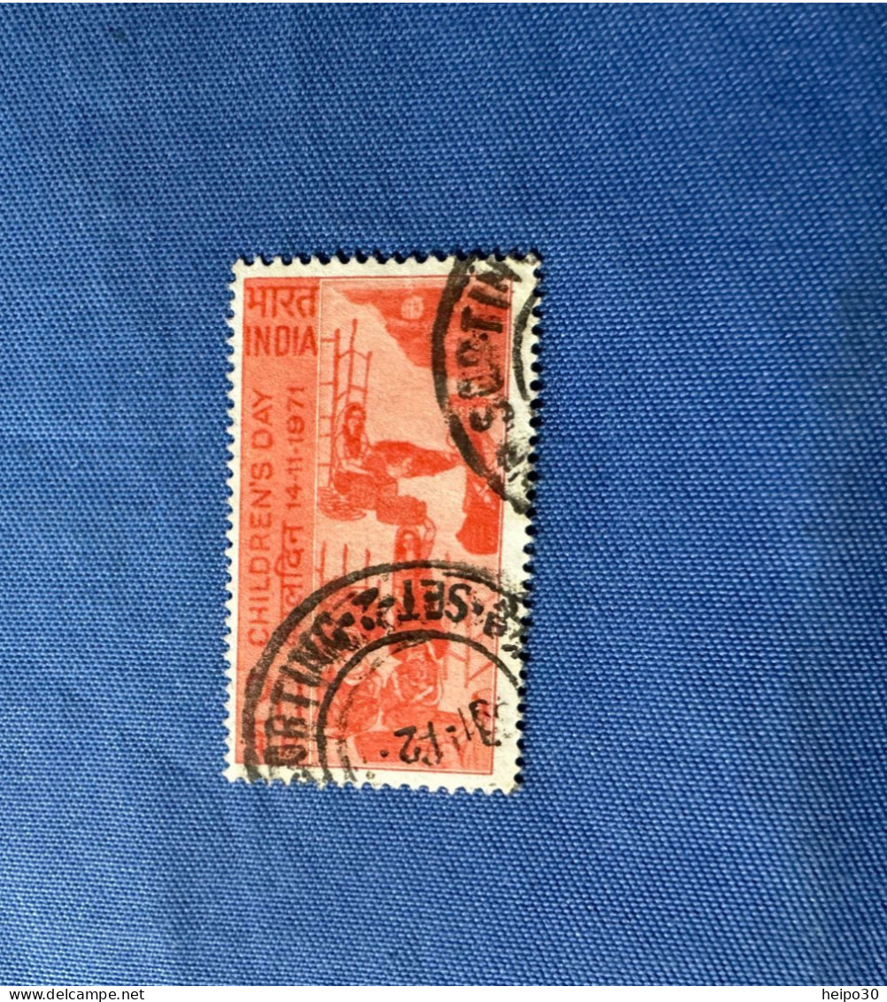 India 1971 Michel 531 Tag Des Kindes - Used Stamps