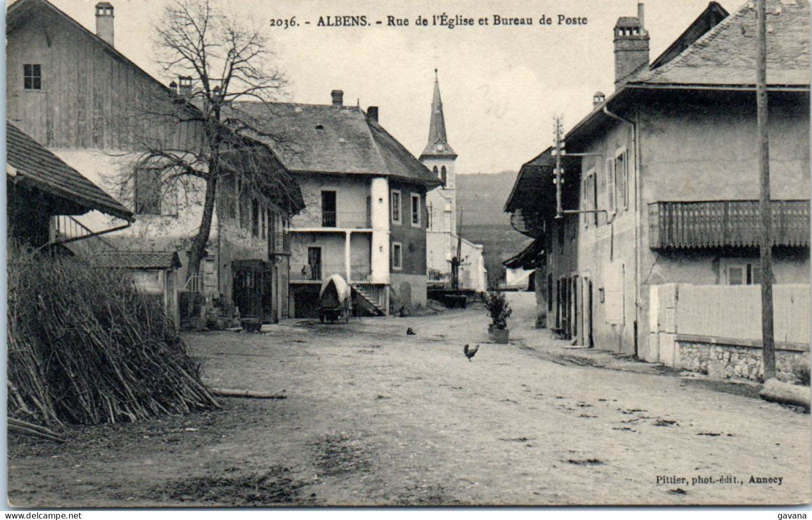 73 ALBENS - Rue De L'Eglise Et Bureau De Poste  - Albens