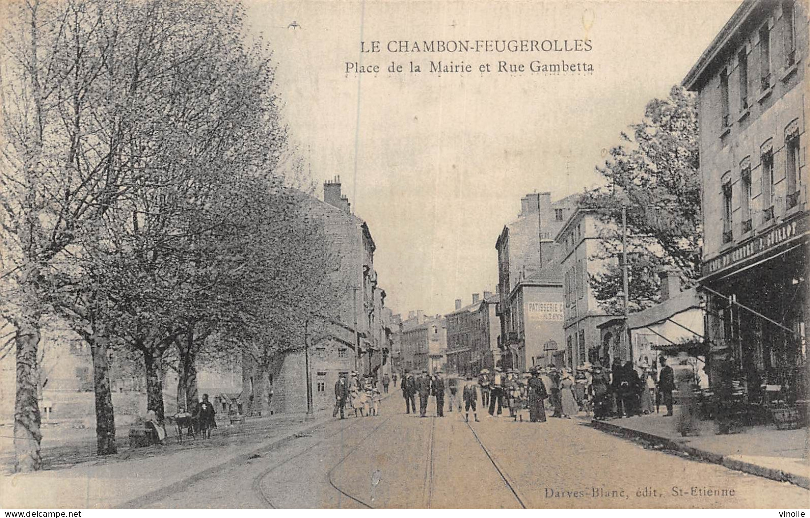 24-2741 : LE CHAMBON-FEUGEROLLES. RUE GAMBETTA ET PLACE DE LA MAIRIE - Le Chambon Feugerolles