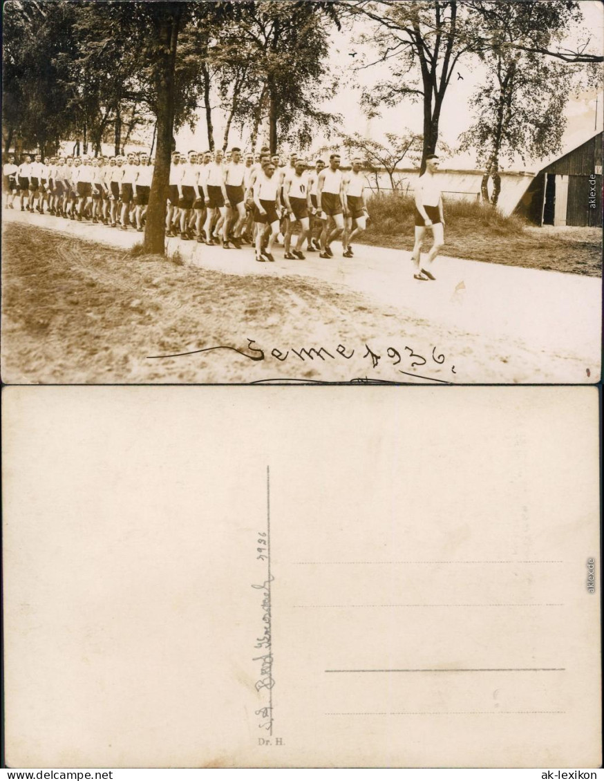 Paderborn Marschierende Soldaten - Sennelager  - Privatfoto Ansichtskarte 1936 - Paderborn