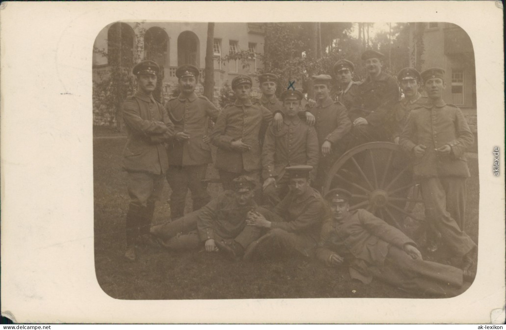 Zehlendorf-Berlin Soldaten Vor Geschütz - Kaserne Privatfoto 1915  - Zehlendorf