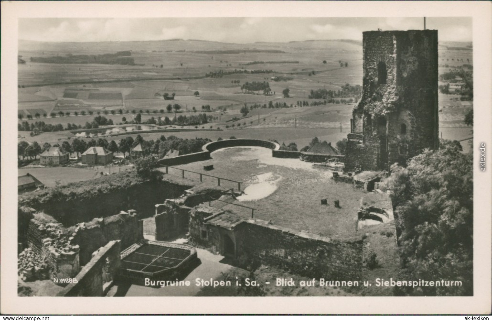 Stolpen Burg Stolpen -  Brunnen U. Siebenspitzenturm Blick Ins Umland 1955 - Stolpen