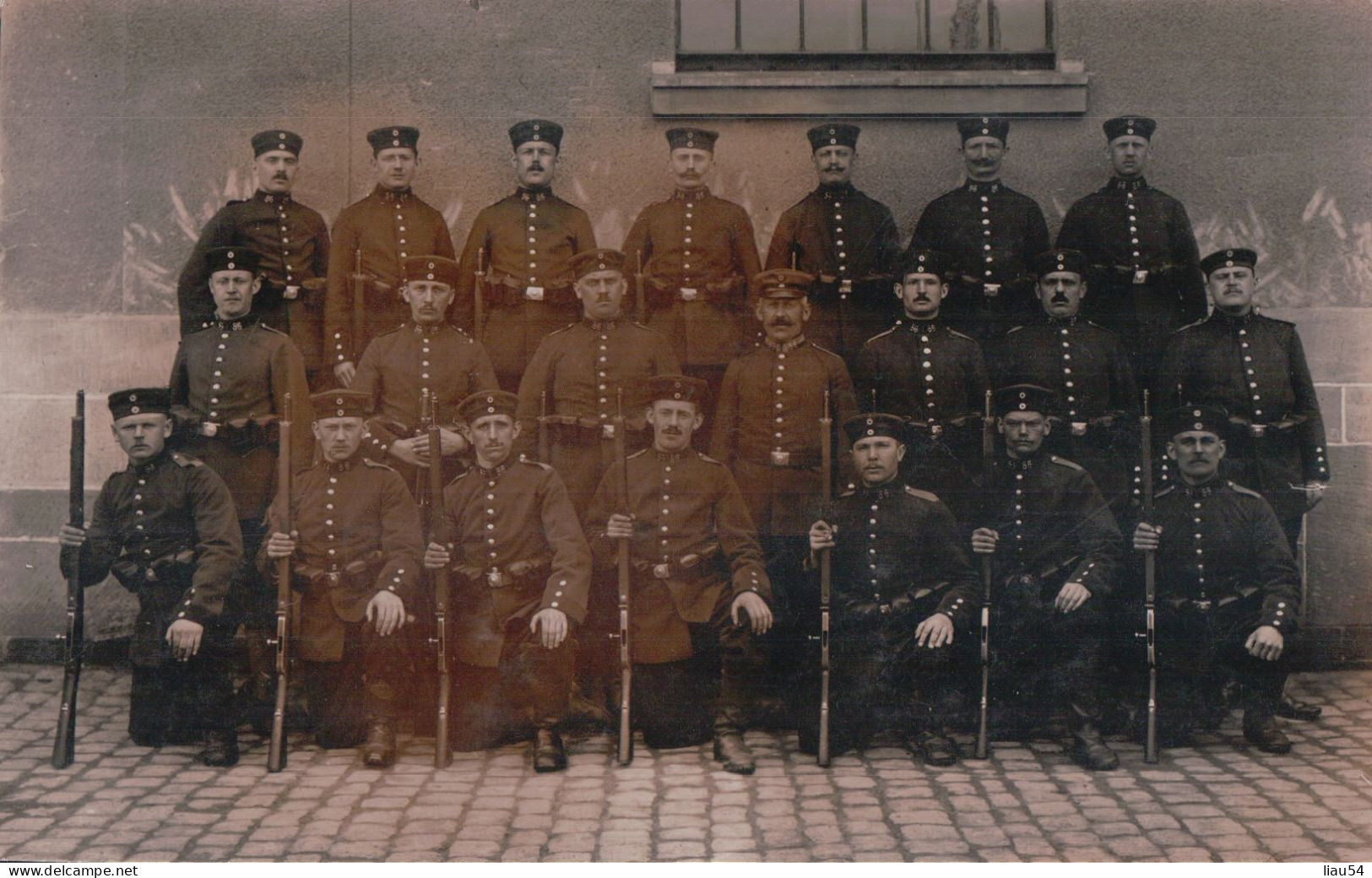 CARTE PHOTO SAARLOUIS Militaires Du 86e En 1915 - Kreis Saarlouis