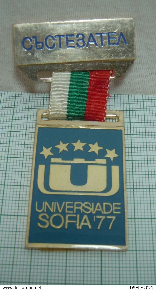 Bulgaria Sofia 1977 Summer Universiade, World University Sport Athletics Games, COMPETITOR Official Badge (ds1241) - Athletics